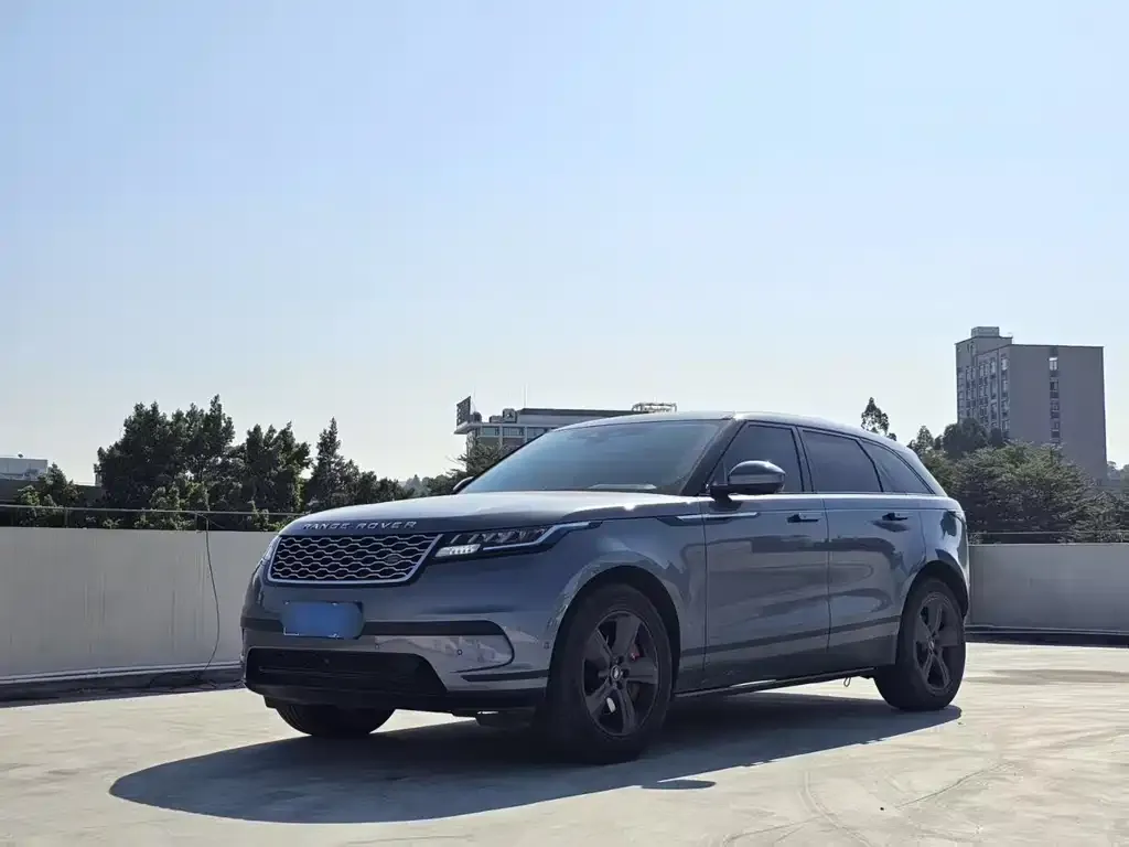 Land Rover Velar — фото 1