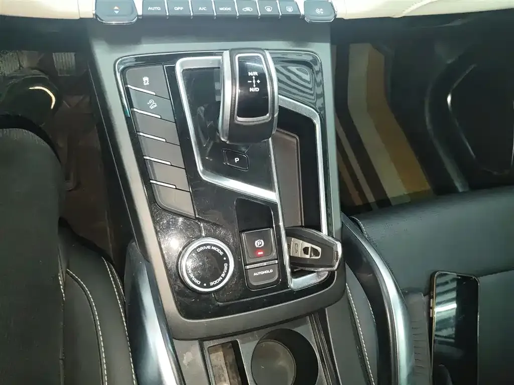 Geely Boyue 2023 из CN, фото 6