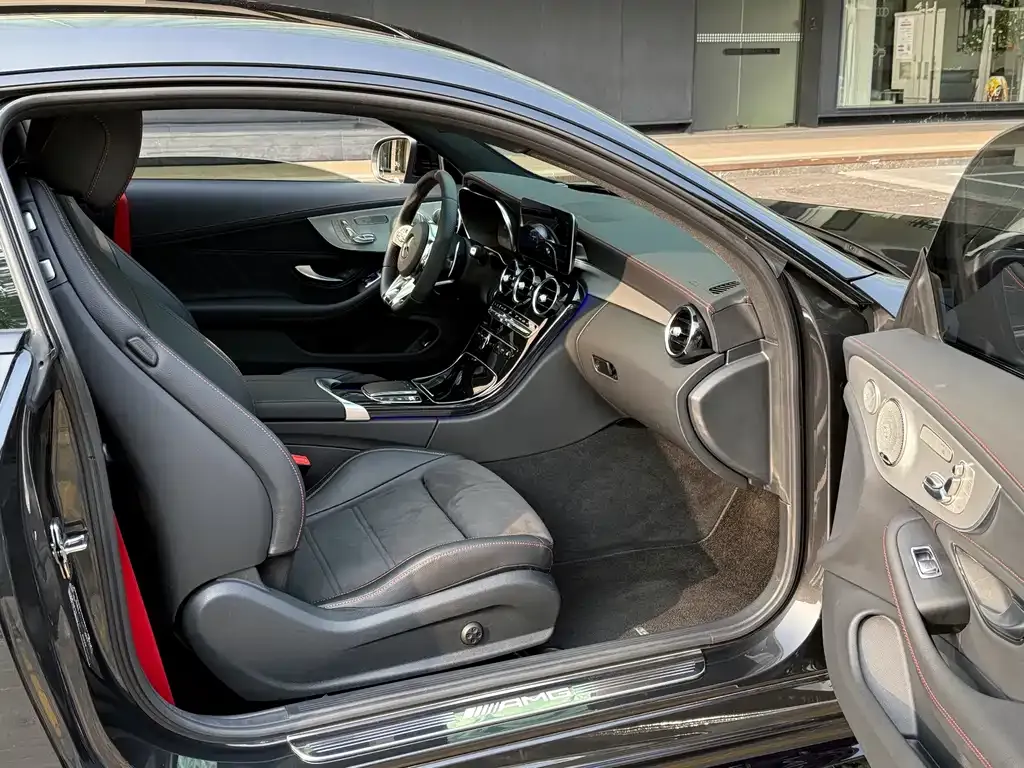 Mercedes-Benz C-Class AMG — фото 10