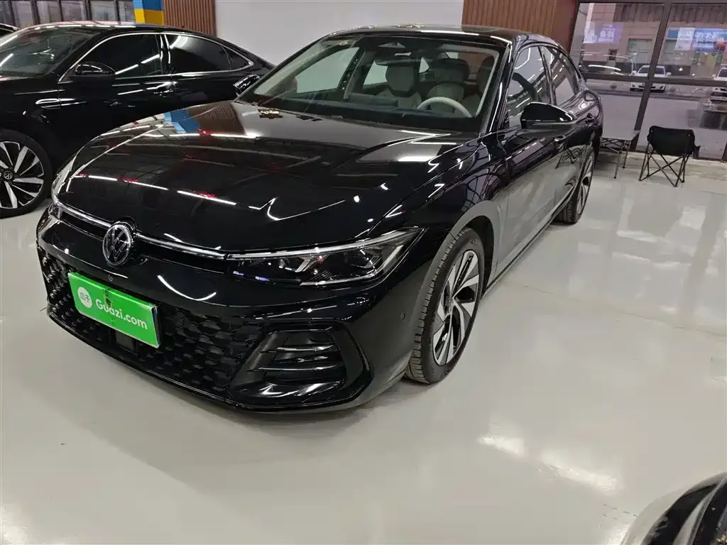 Volkswagen Passat 2025 из CN, фото 1