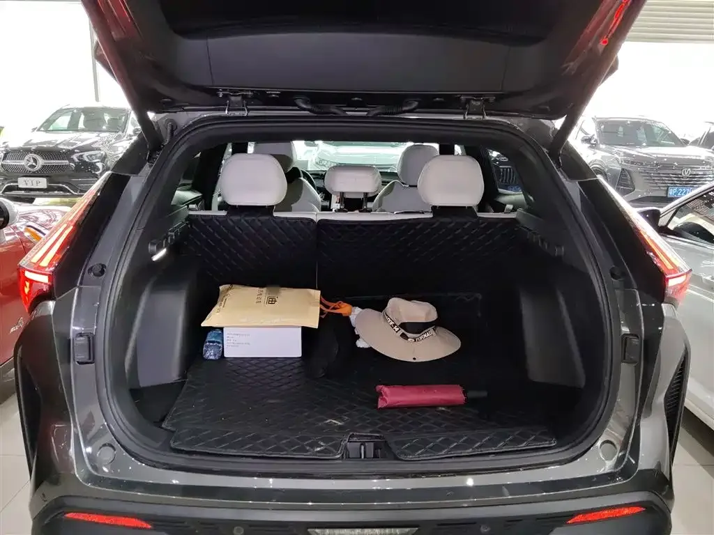 Geely Boyue 2024 из CN, фото 9