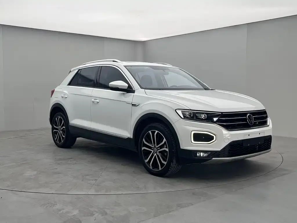 Volkswagen T-Roc — фото 6