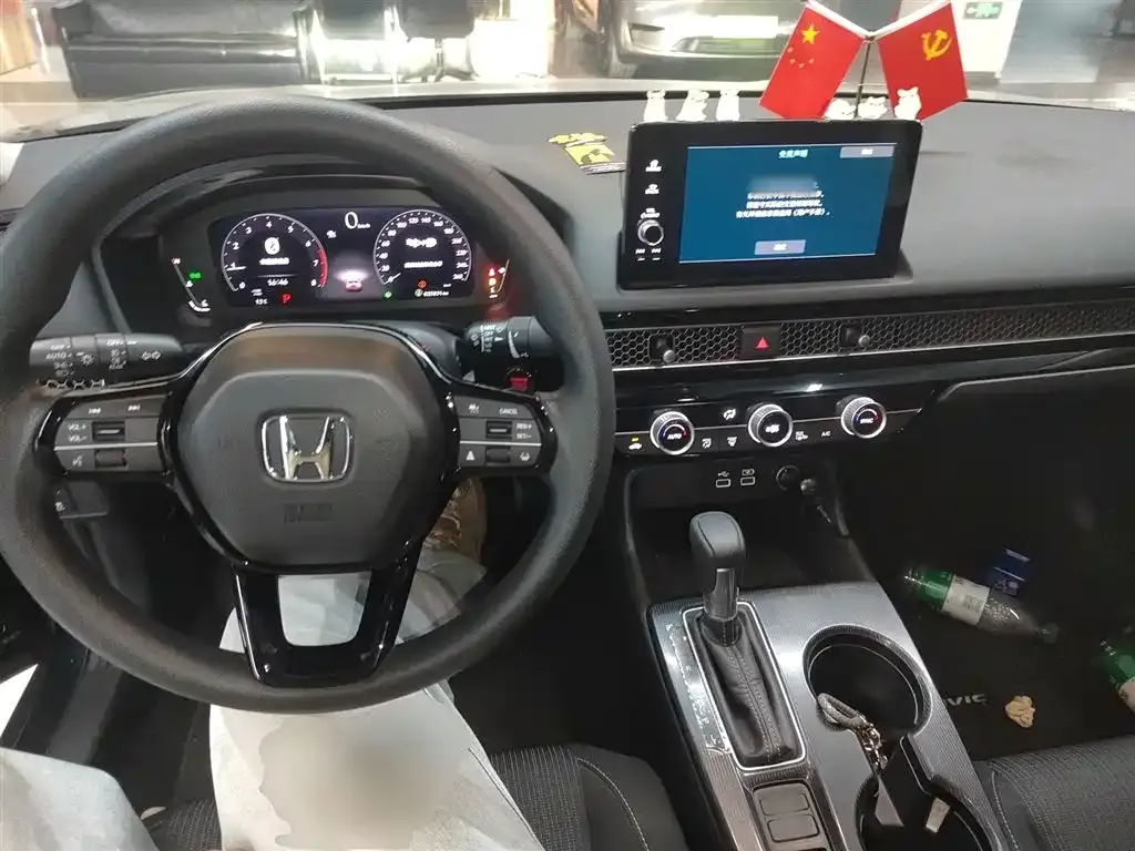 Honda Civic — фото 7