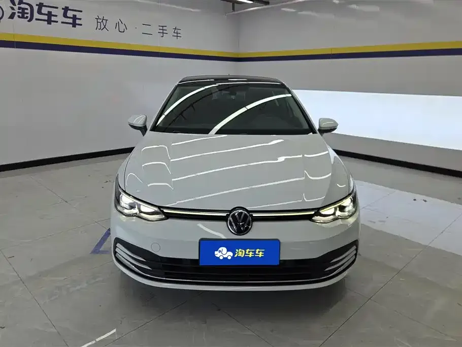 Volkswagen Golf 2022 из CN, фото 2