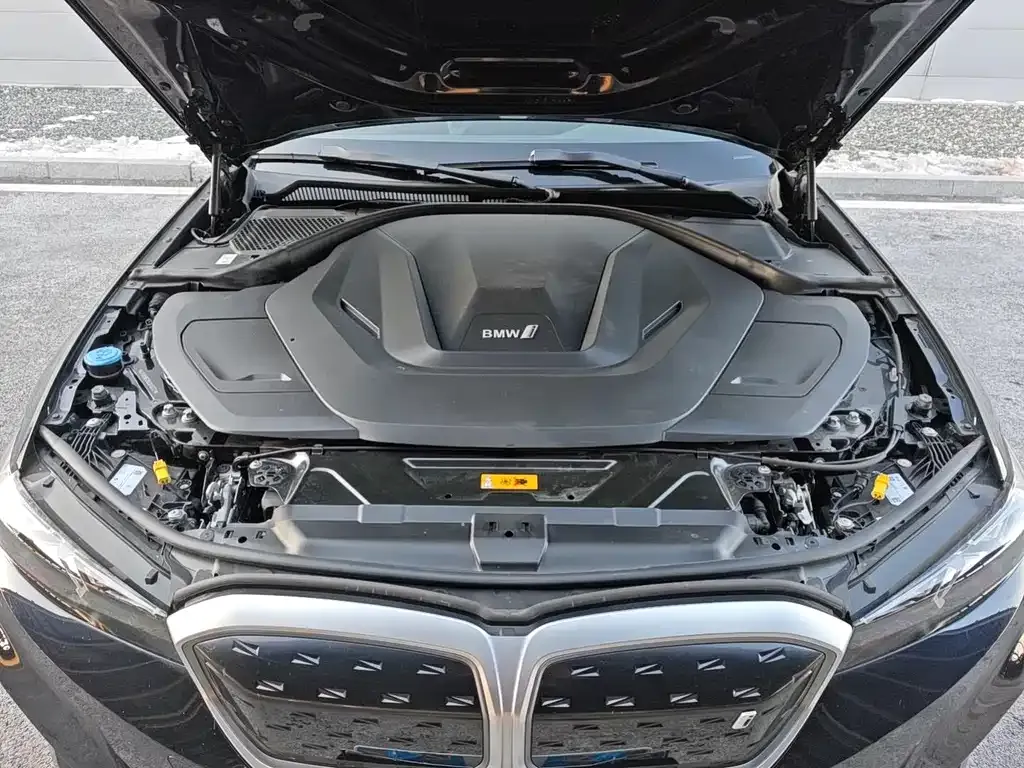 BMW i3 2025 из CN, фото 9
