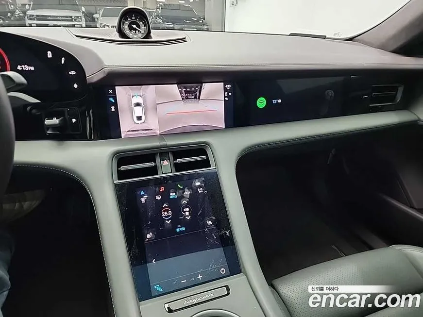 Porsche Taycan 2023 из KR, фото 10