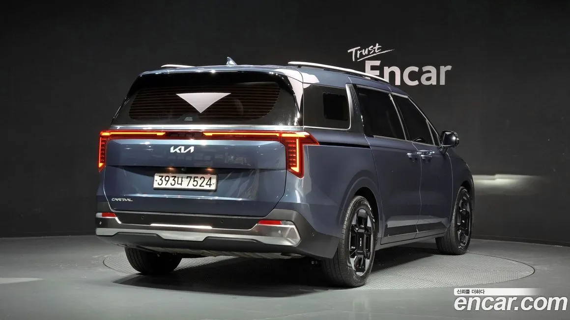 Kia Carnival — фото 2