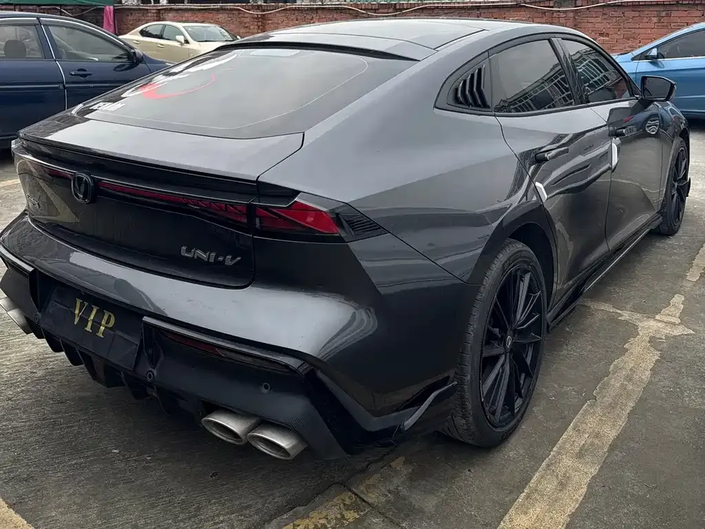 Changan UNI-V 2023 из CN, фото 6