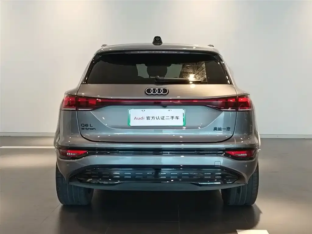 Audi Q6L e-tron — фото 7