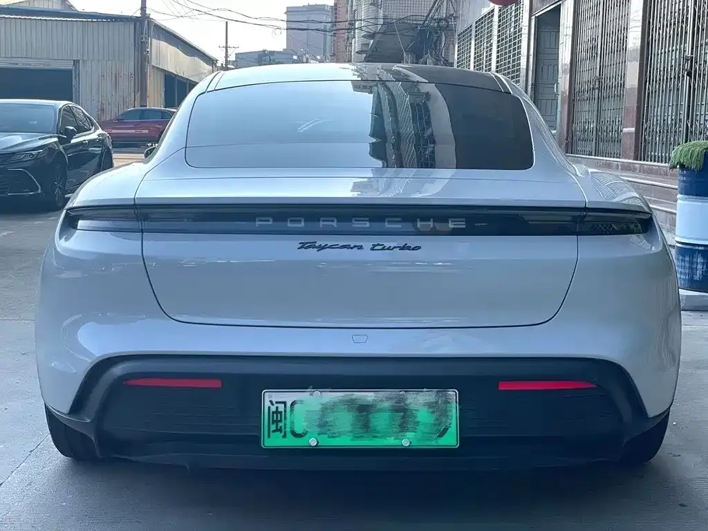 Porsche Taycan 2021 из CN, фото 2