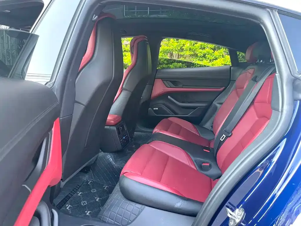 Porsche Taycan 2021 из CN, фото 8