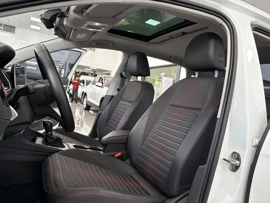 Volkswagen Lavida 2022 из CN, фото 8