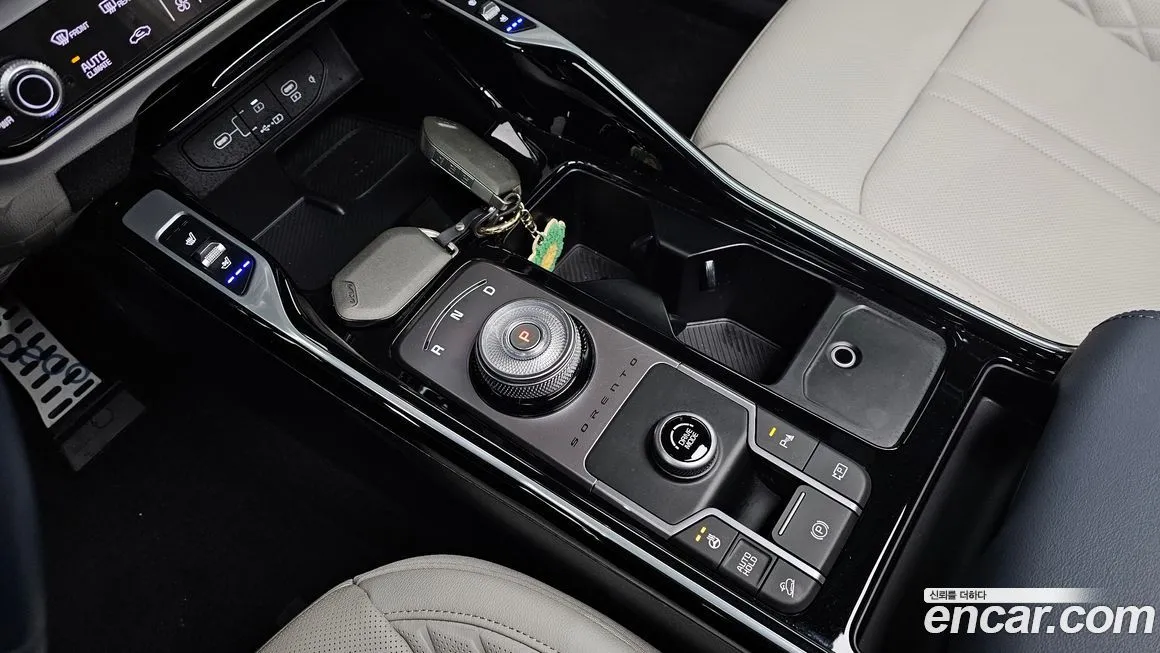 Kia Sorento — фото 4