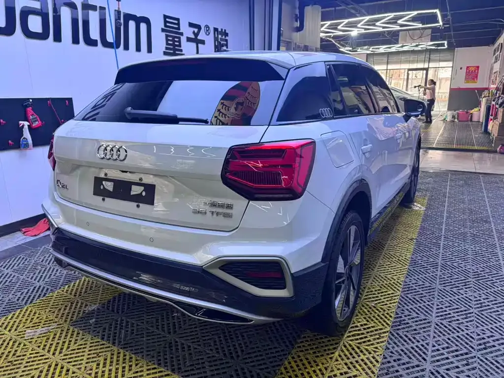 Audi Q2L 2022 из CN, фото 8