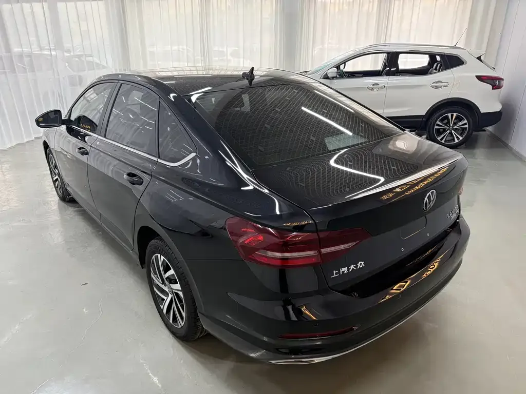 Volkswagen Lavida — фото 8