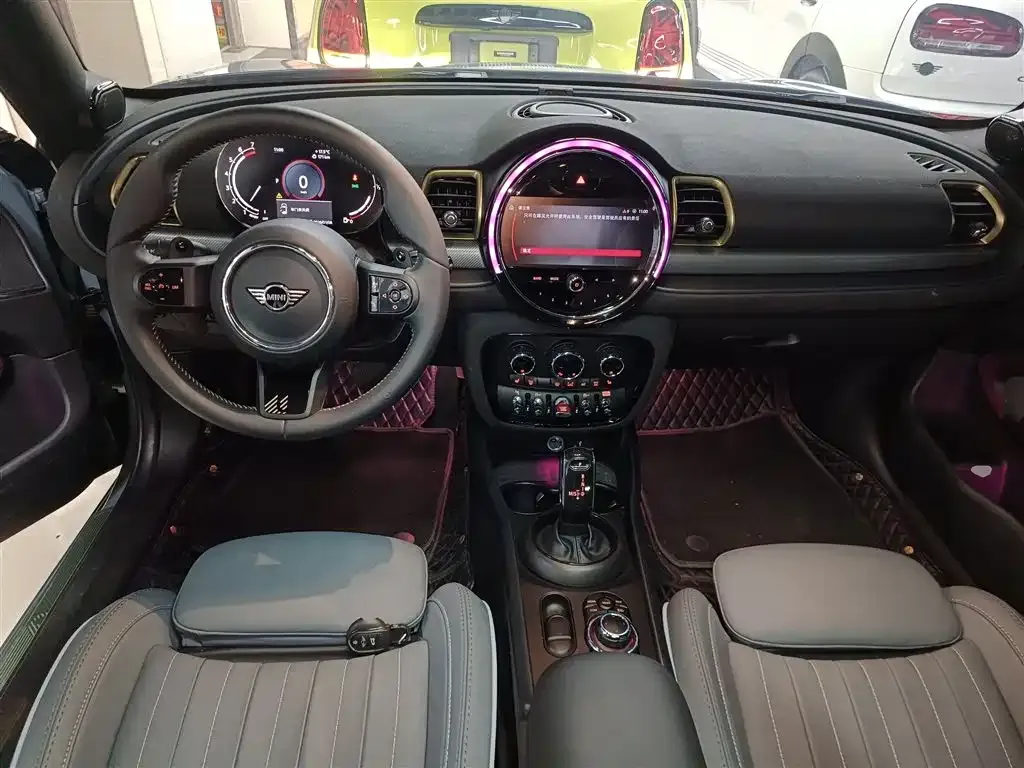 MINI Clubman — фото 6