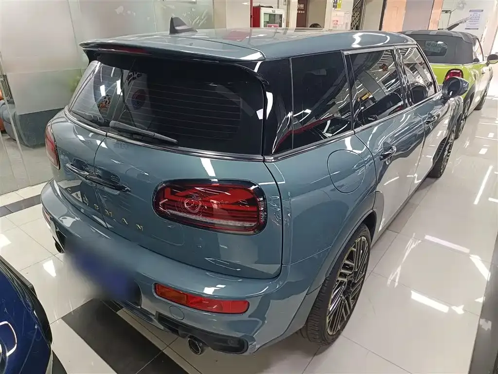 MINI Clubman — фото 4