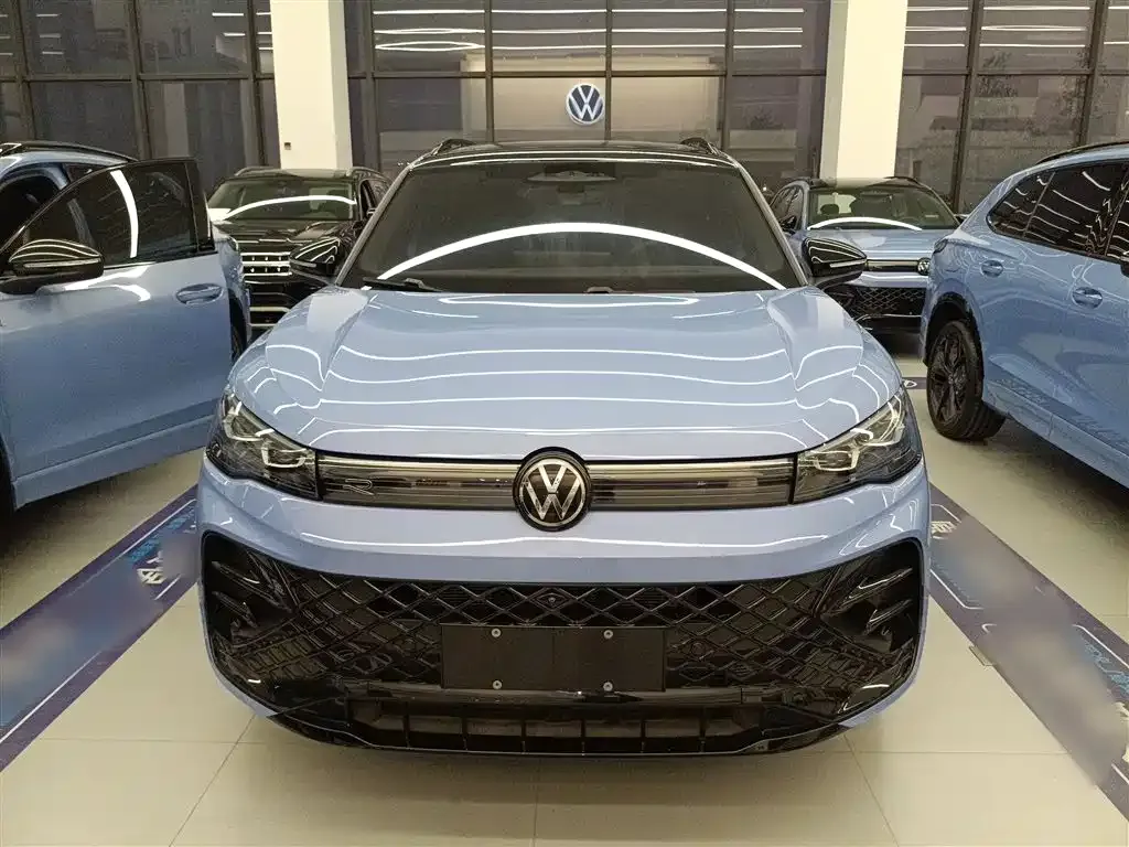 Volkswagen Tiguan L 2024 из CN, фото 7