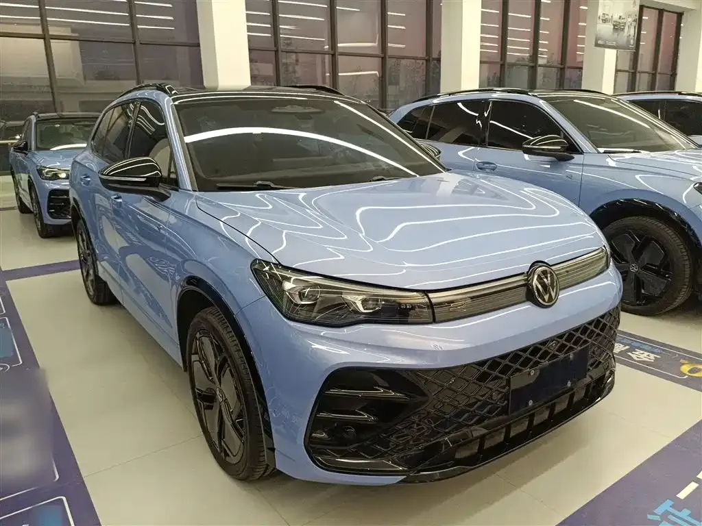 Volkswagen Tiguan L 2024 из CN, фото 4