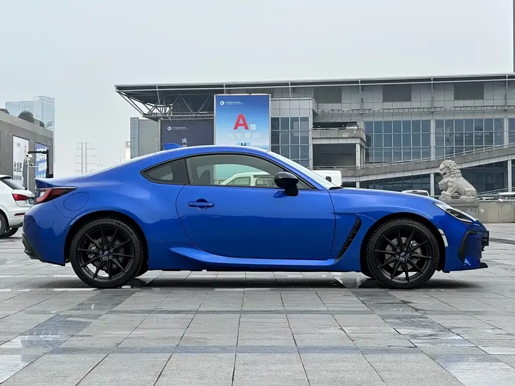 Subaru BRZ 2023 из CN, фото 10