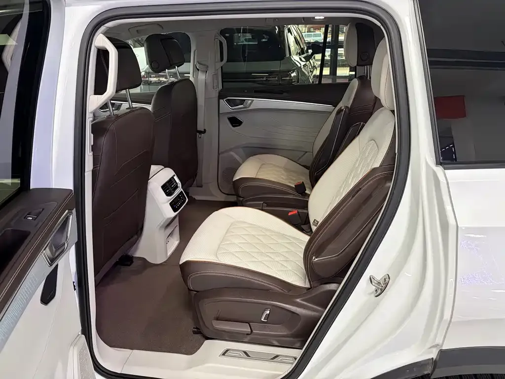 Volkswagen Talagon 2023 из CN, фото 4