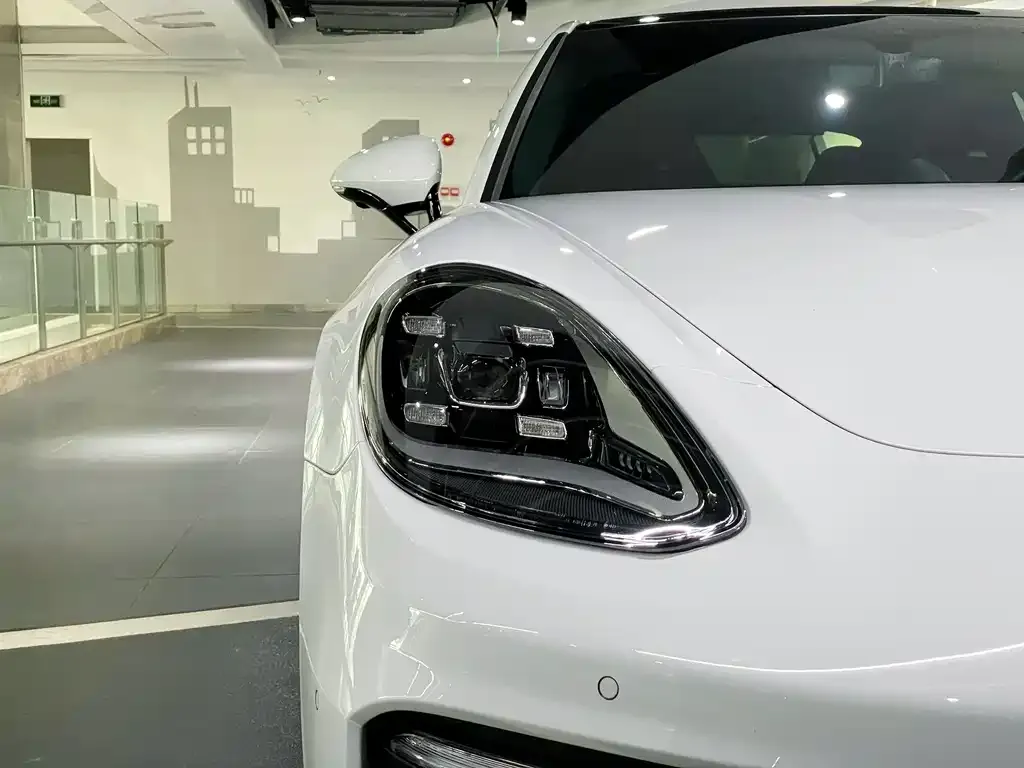 Porsche Panamera 2023 из CN, фото 2