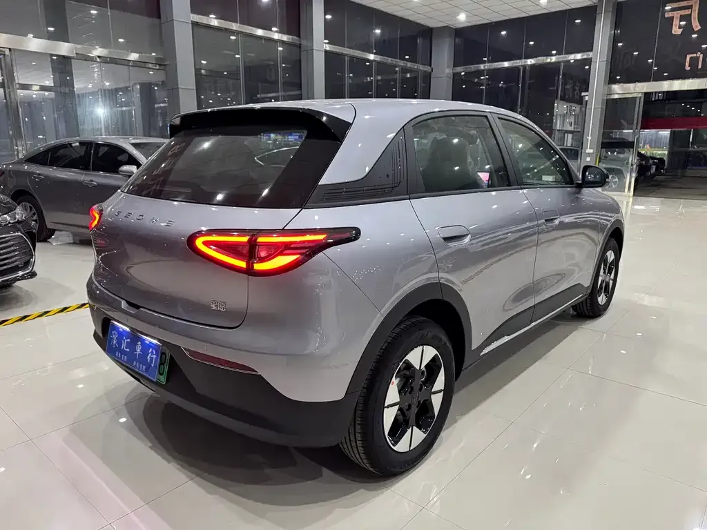 Geely Starburst — фото 4