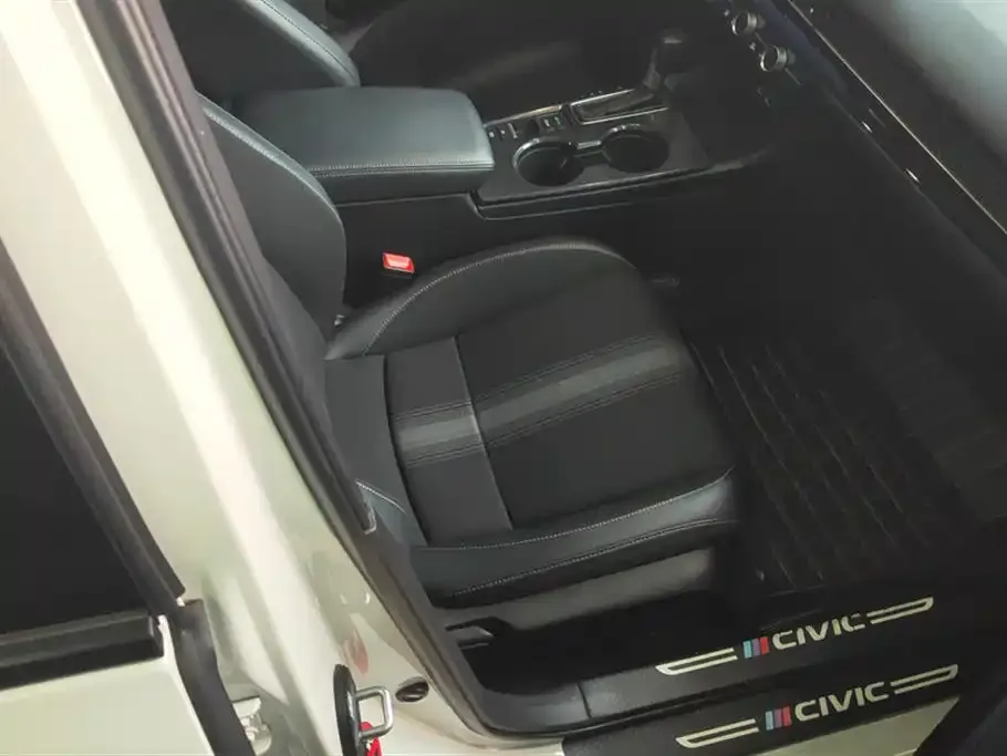 Honda Civic — фото 5