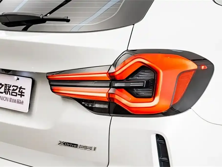 BMW X3 — фото 9