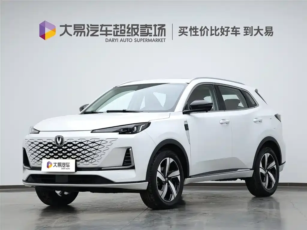 Changan CS55PLUS — фото 1