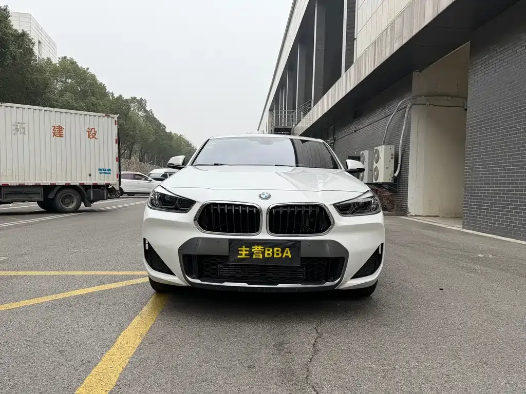 BMW X2 — фото 9