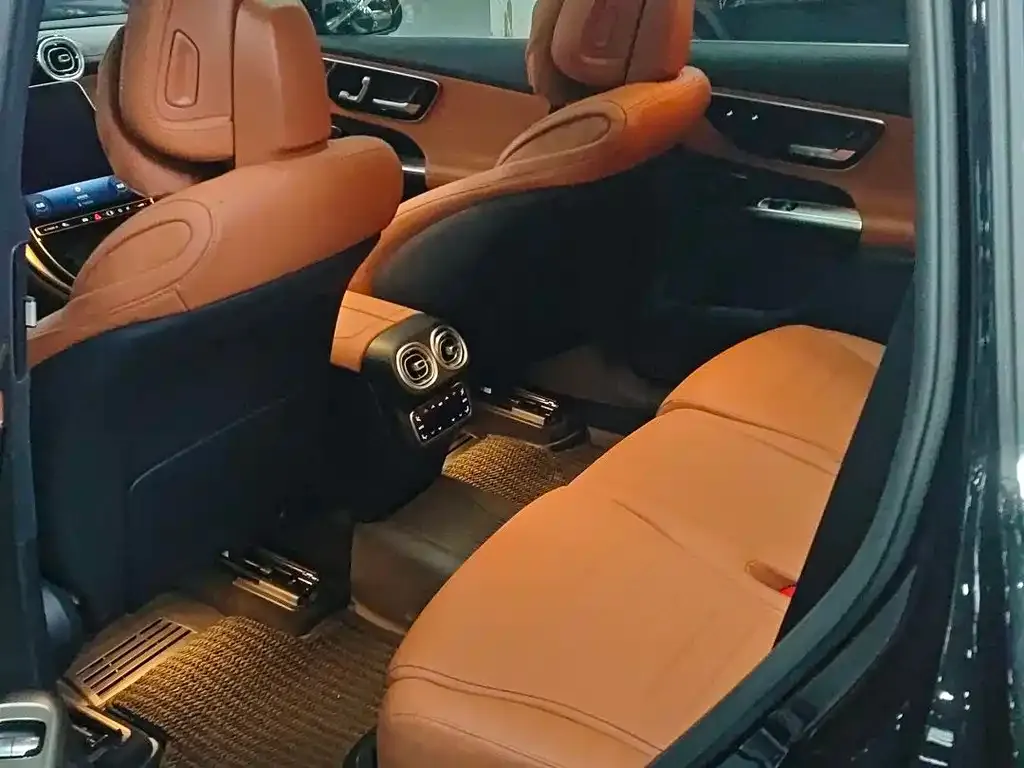 Mercedes-Benz GLC 2024 из CN, фото 4