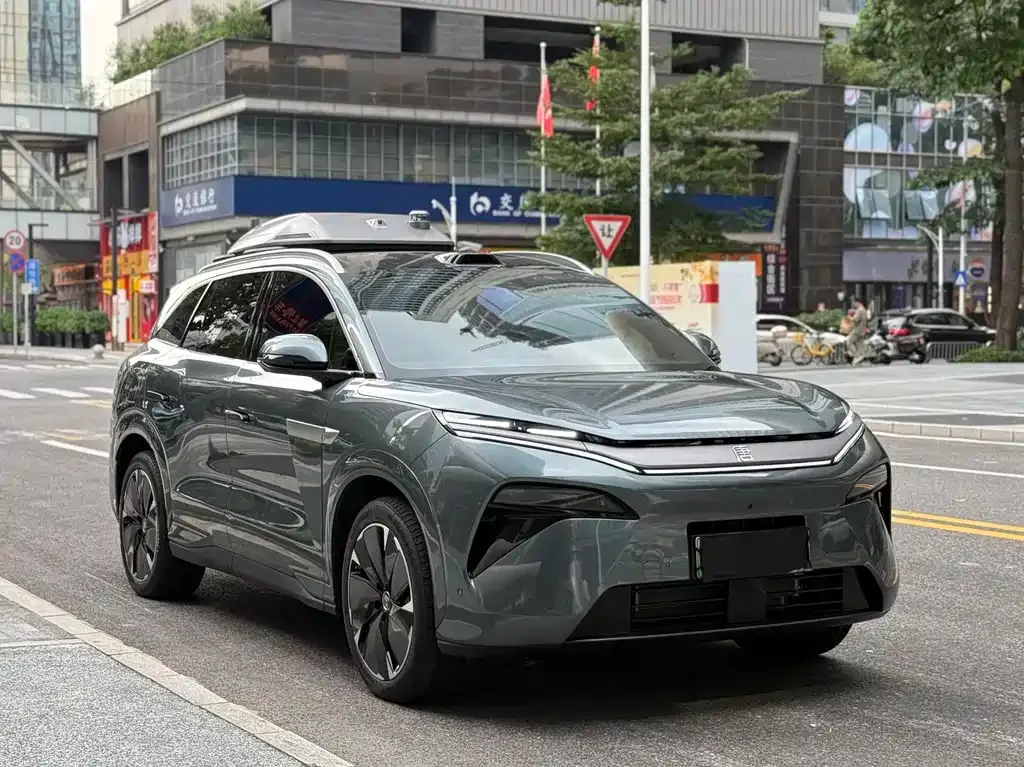 BYD Tang L — фото 7