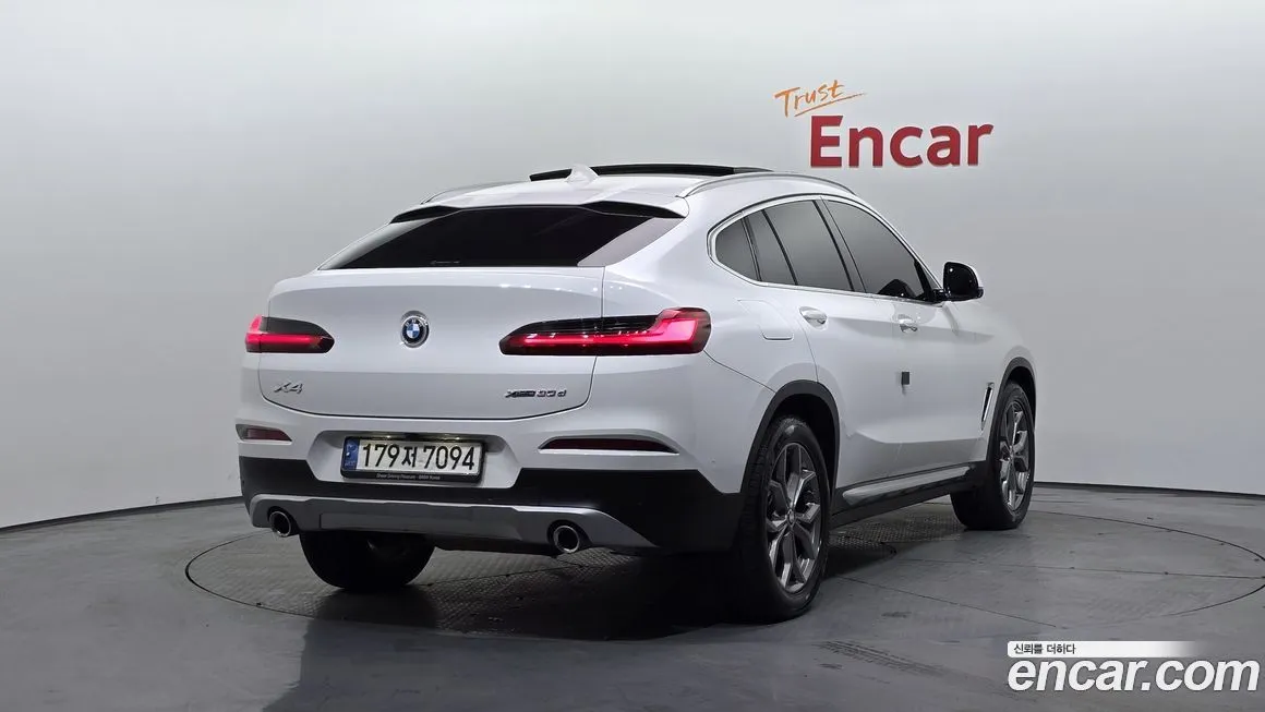 BMW X4 2021 из KR, фото 4