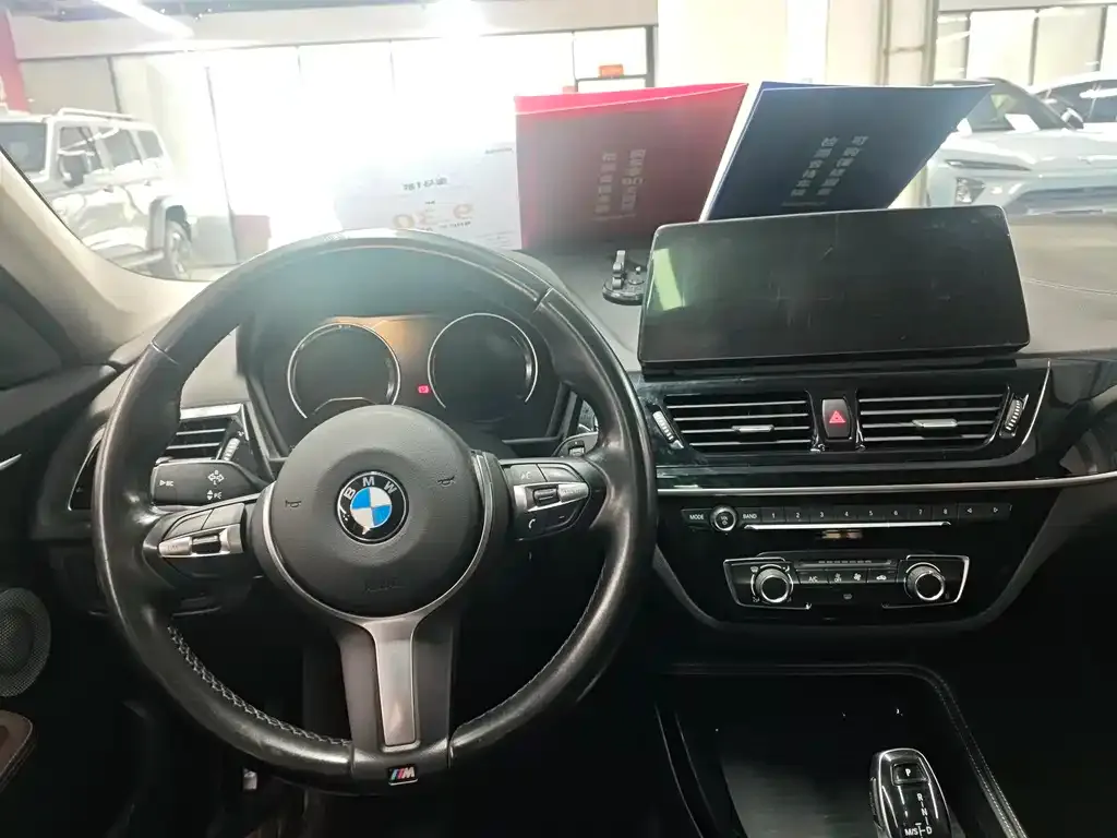 BMW 1 Series 2023 из CN, фото 5