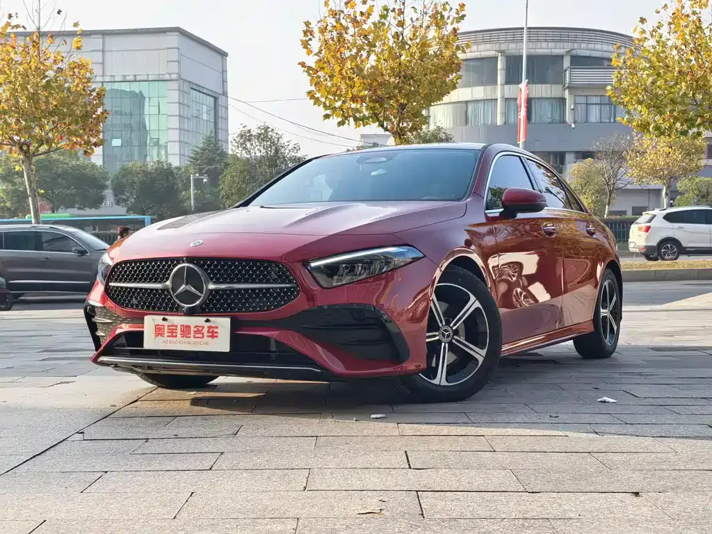 Mercedes-Benz A-Class 2024 из CN, фото 1