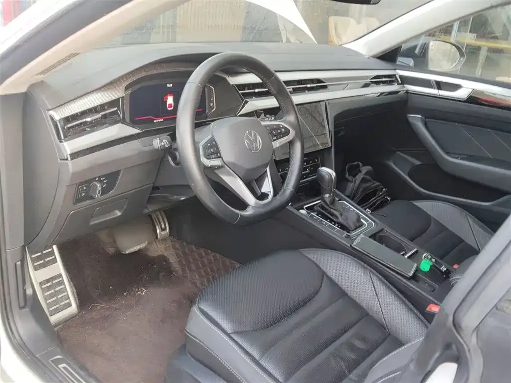 Volkswagen CC 2024 из CN, фото 10