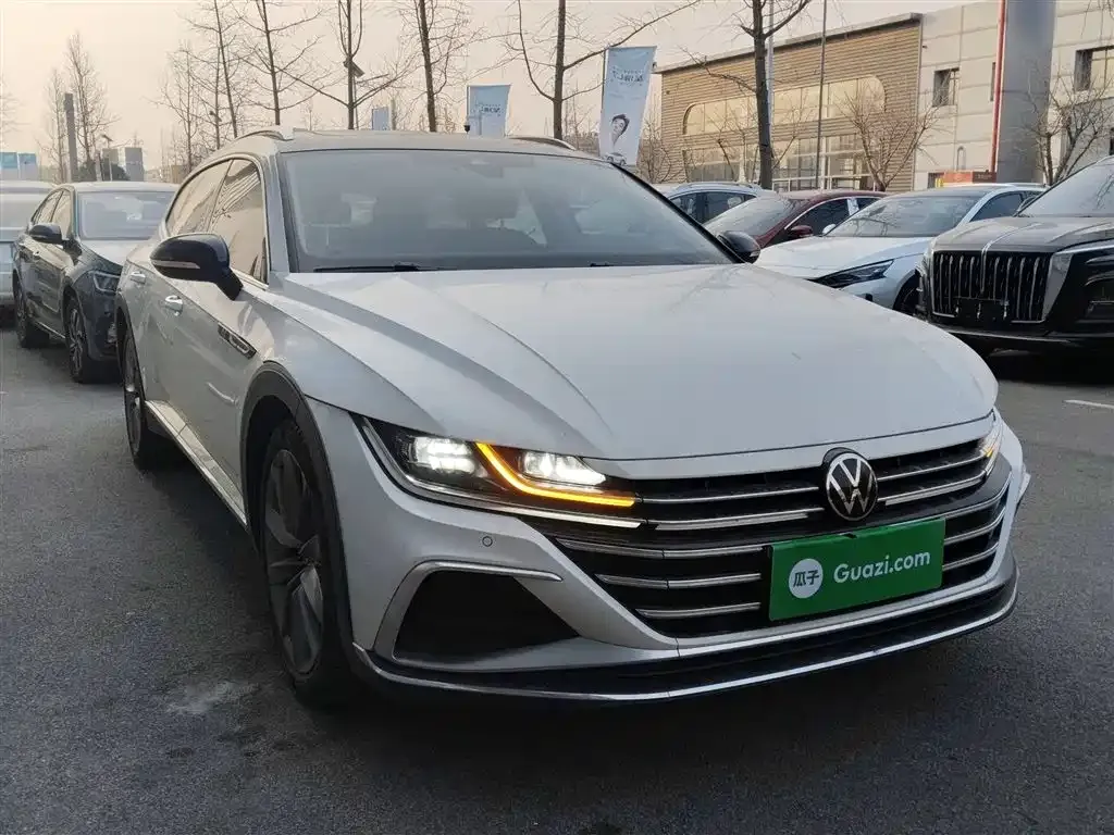 Volkswagen CC 2024 из CN, фото 4