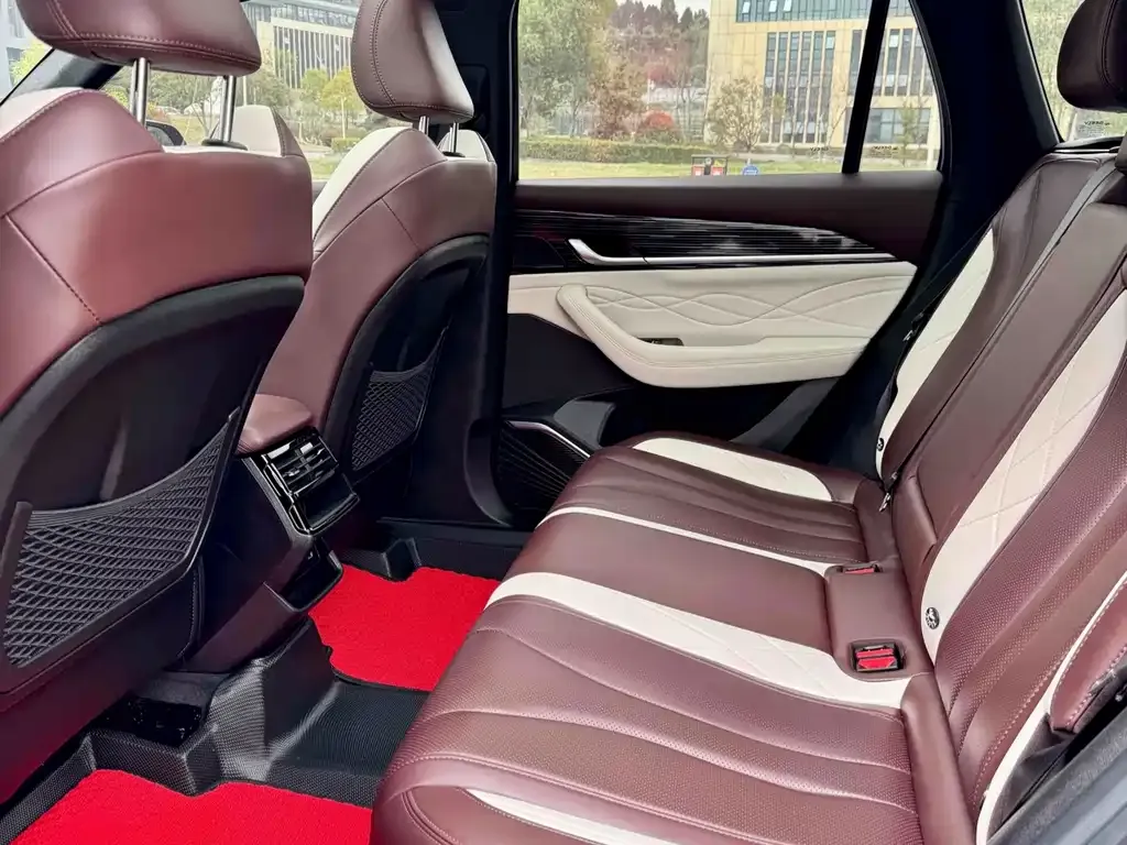 Geely Xingyue L 2024 из CN, фото 6