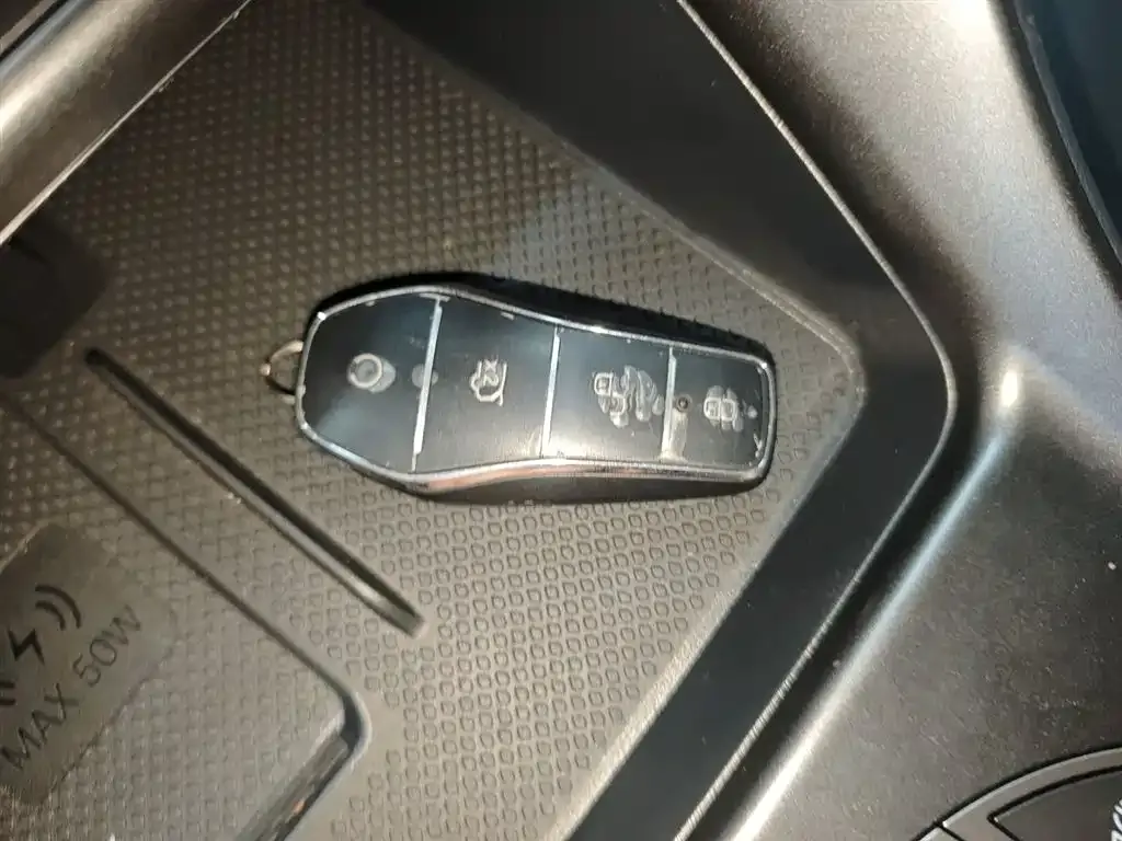 BYD Seal 05 DM-i 2025 из CN, фото 4