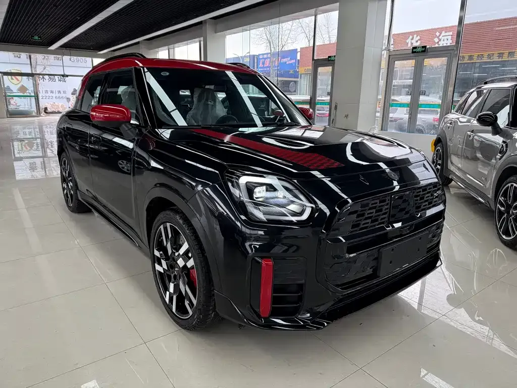 MINI Countryman JCW — фото 9