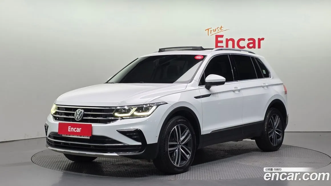 Volkswagen Tiguan — фото 1