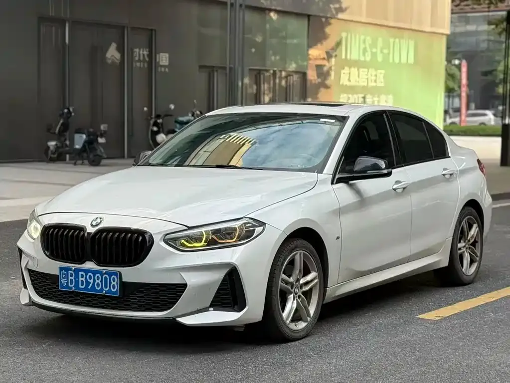 BMW 1 Series 2022 из CN, фото 7