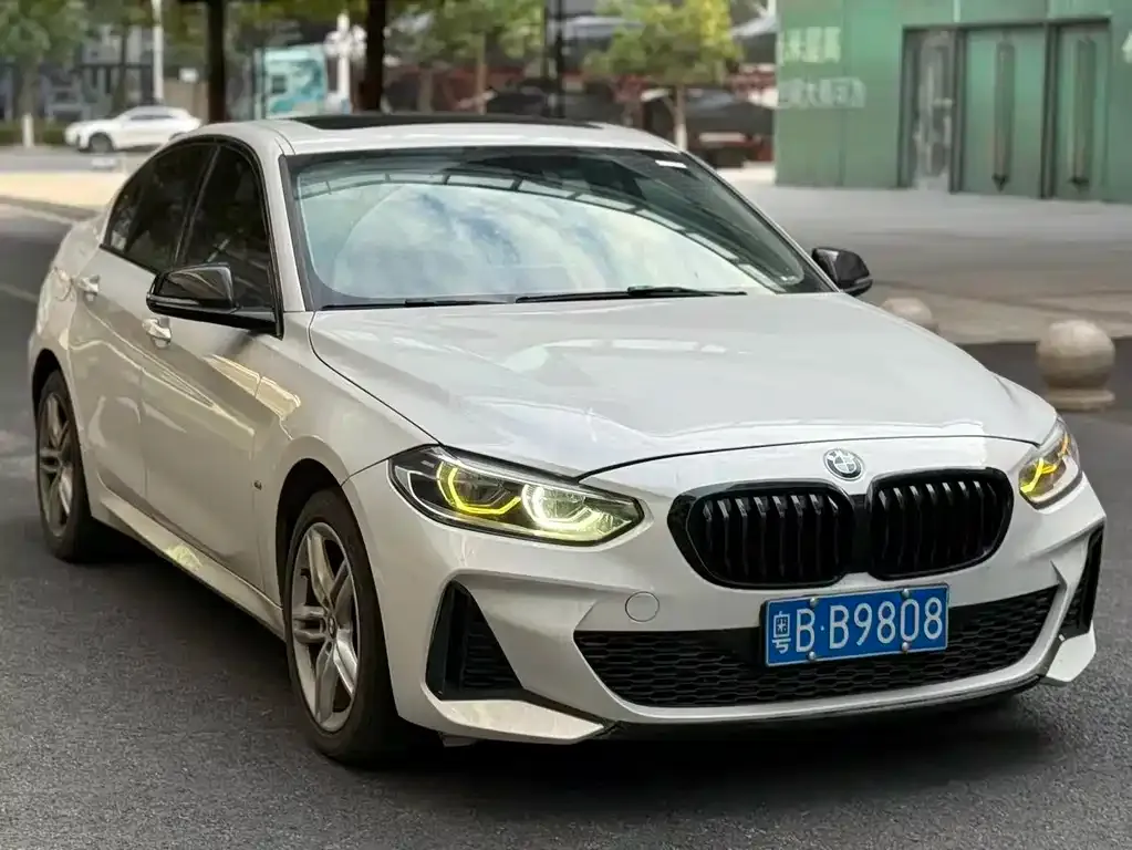 BMW 1 Series 2022 из CN, фото 9