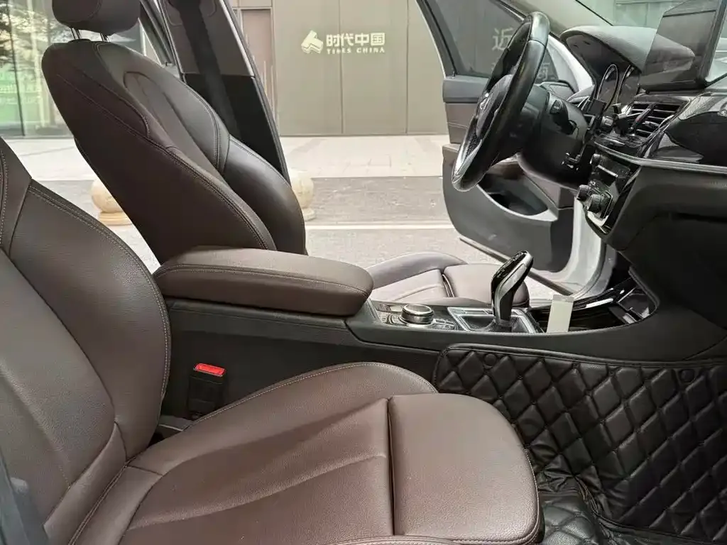 BMW 1 Series 2022 из CN, фото 5