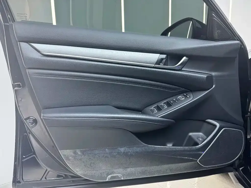 Honda Accord 2021 из CN, фото 10