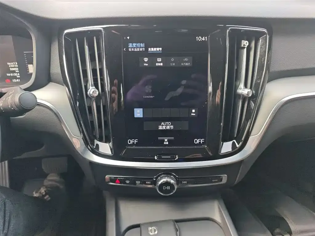 Volvo S60 2022 из CN, фото 5