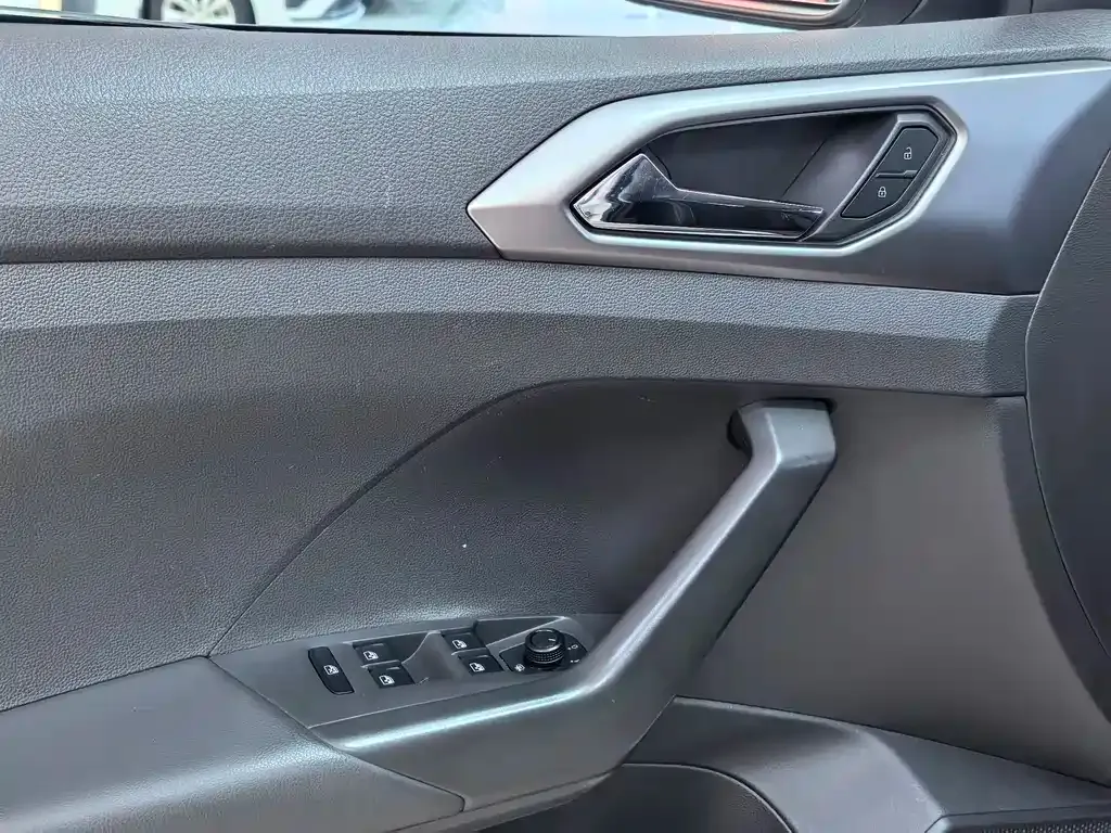 Volkswagen T-Cross 2021 из CN, фото 3