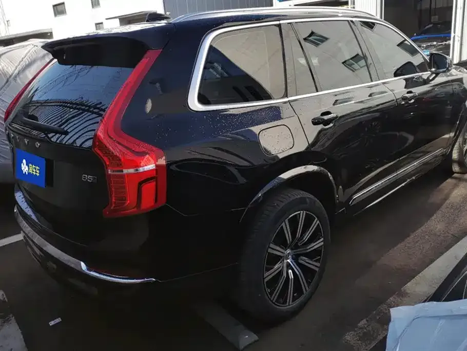 Volvo XC90 — фото 8