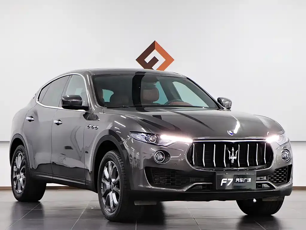 Maserati Levante — фото 10